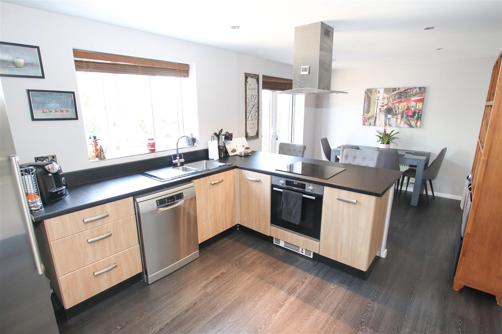 OPEN PLAN FITTED KITCHEN / DINING ROOM